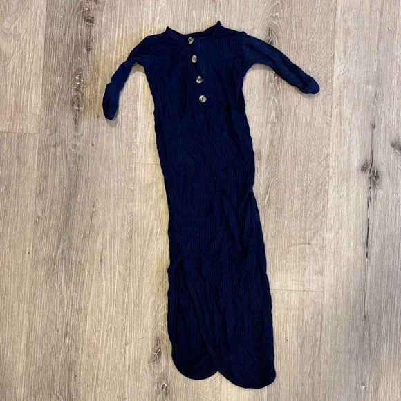 Set of 3 Lou Lou & Company Blue Knotted Gowns - Picture 5 of 5